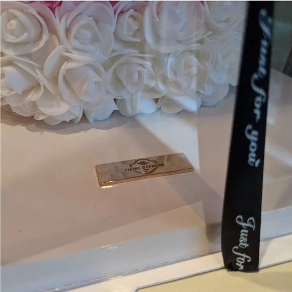 Rose Hello Kitty - Picture 5 of 5